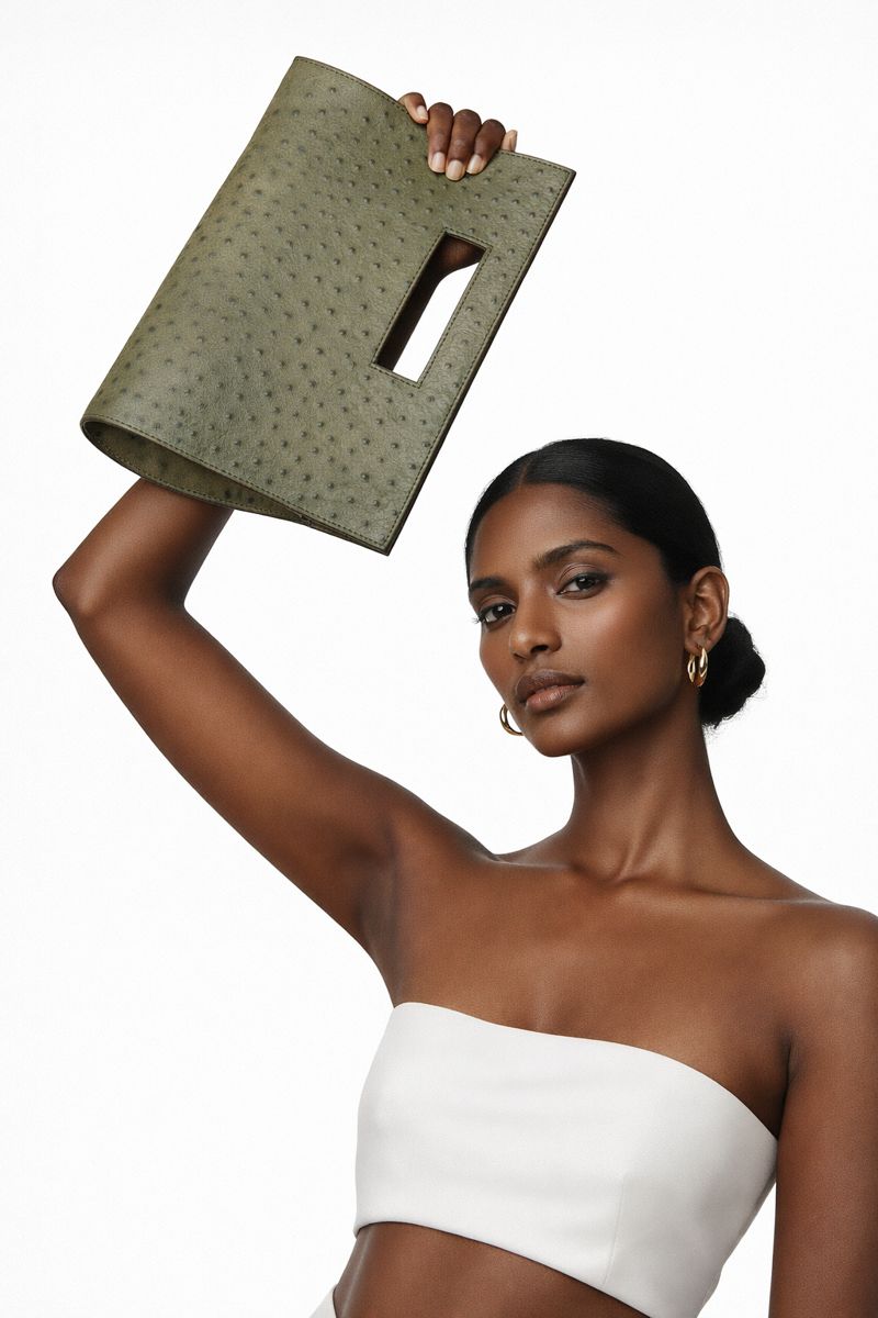 The Pochette, Forest Bronze (Limited Edition)